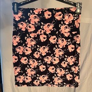 Charlotte Russe Black and Pink Floral Pencil Skirt